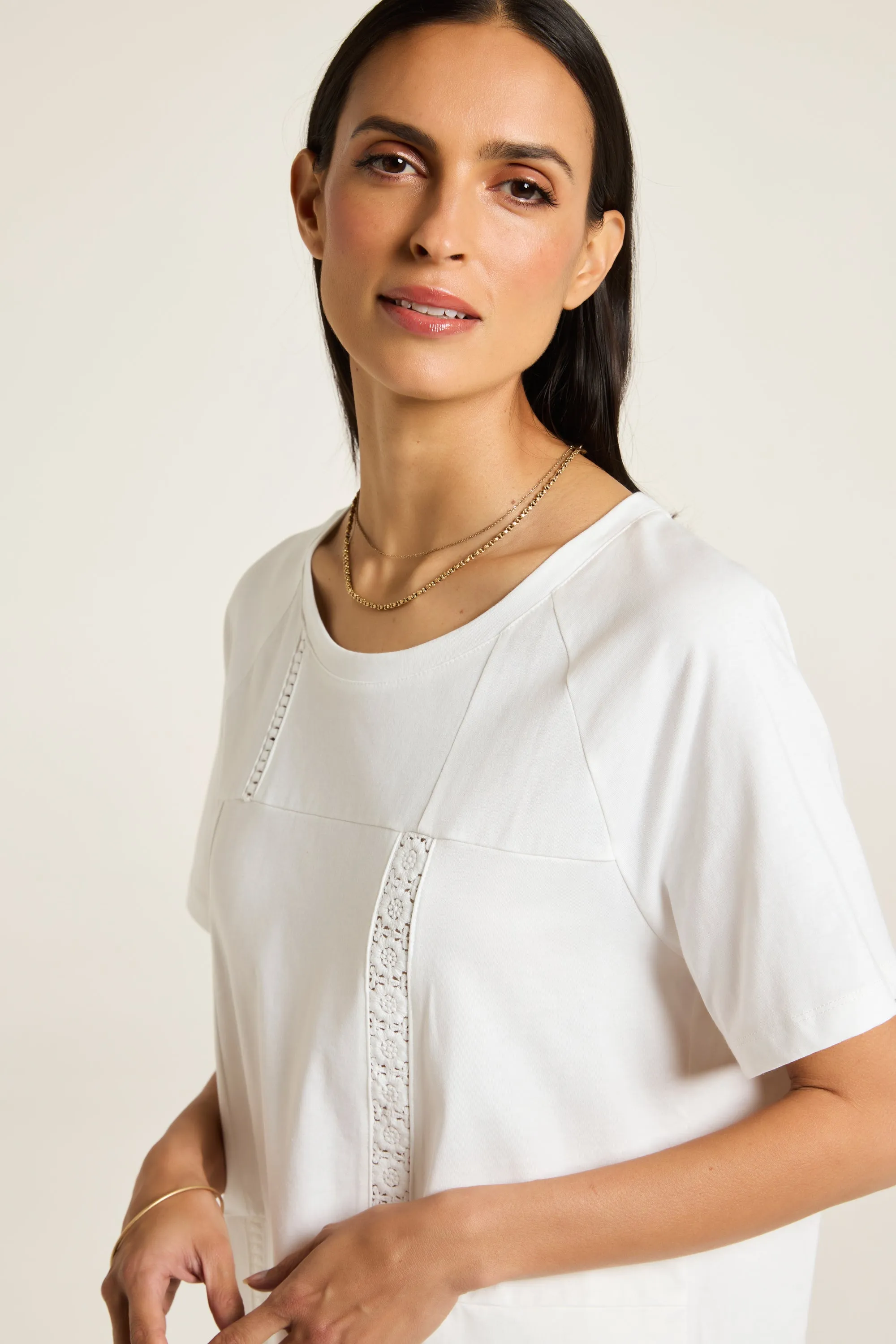 Elise Tee